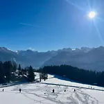 The Wurmstein House - Contemporary Mountain Vakantiehuis Bad Goisern