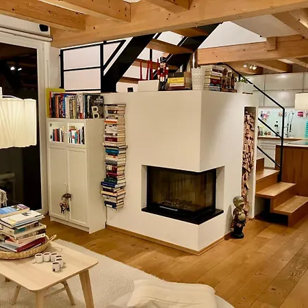 펜션 The Wurmstein House - Contemporary Mountain